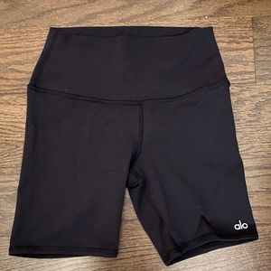 ALO Yoga High-Waist Biker Short - Black